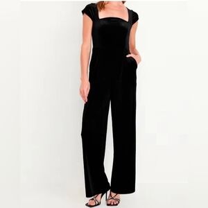 Old Navy Women's BLACK Fit & Flare Velvet Jumpsuit Large